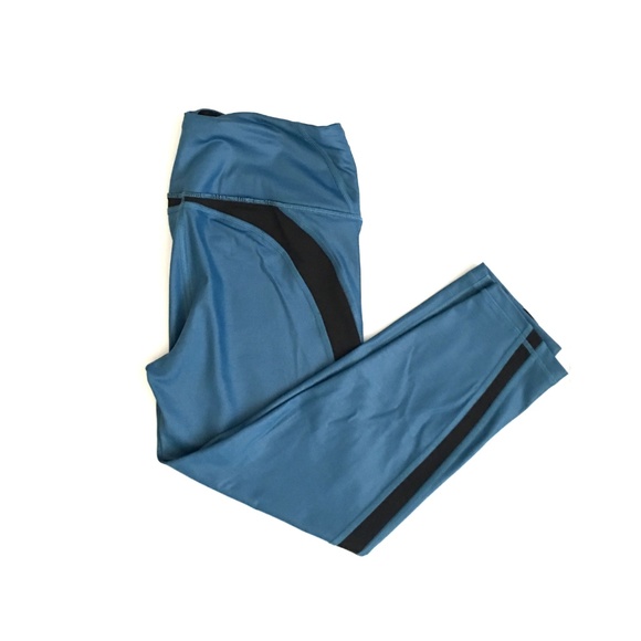 Victoria's Secret Pants - VICTORIA'S SECRET KNOCKOUT CAPRI
